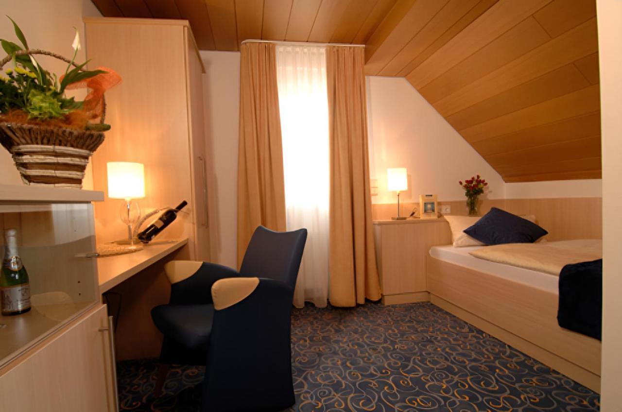 Adler Hotel Garni Όστφιλντερν Εξωτερικό φωτογραφία